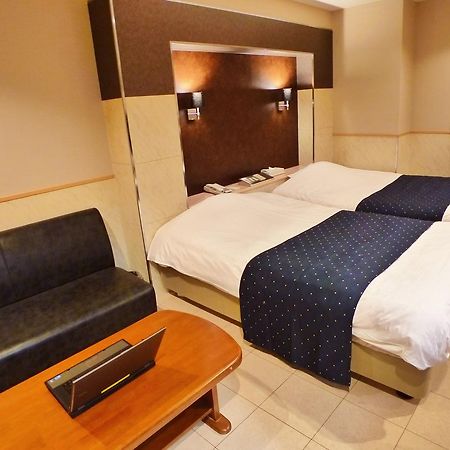 Hotel Times Inn 24 Йокохама Екстериор снимка