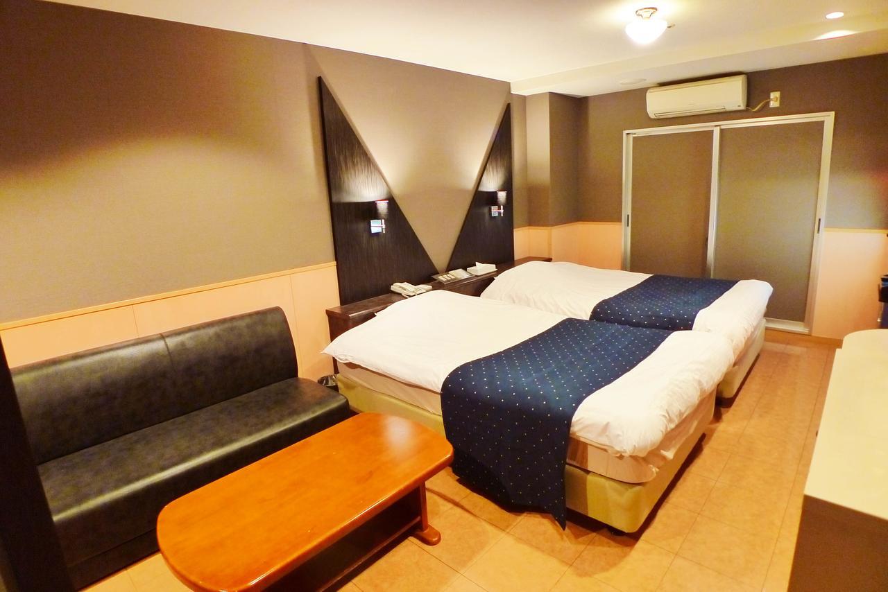 Hotel Times Inn 24 Йокохама Екстериор снимка