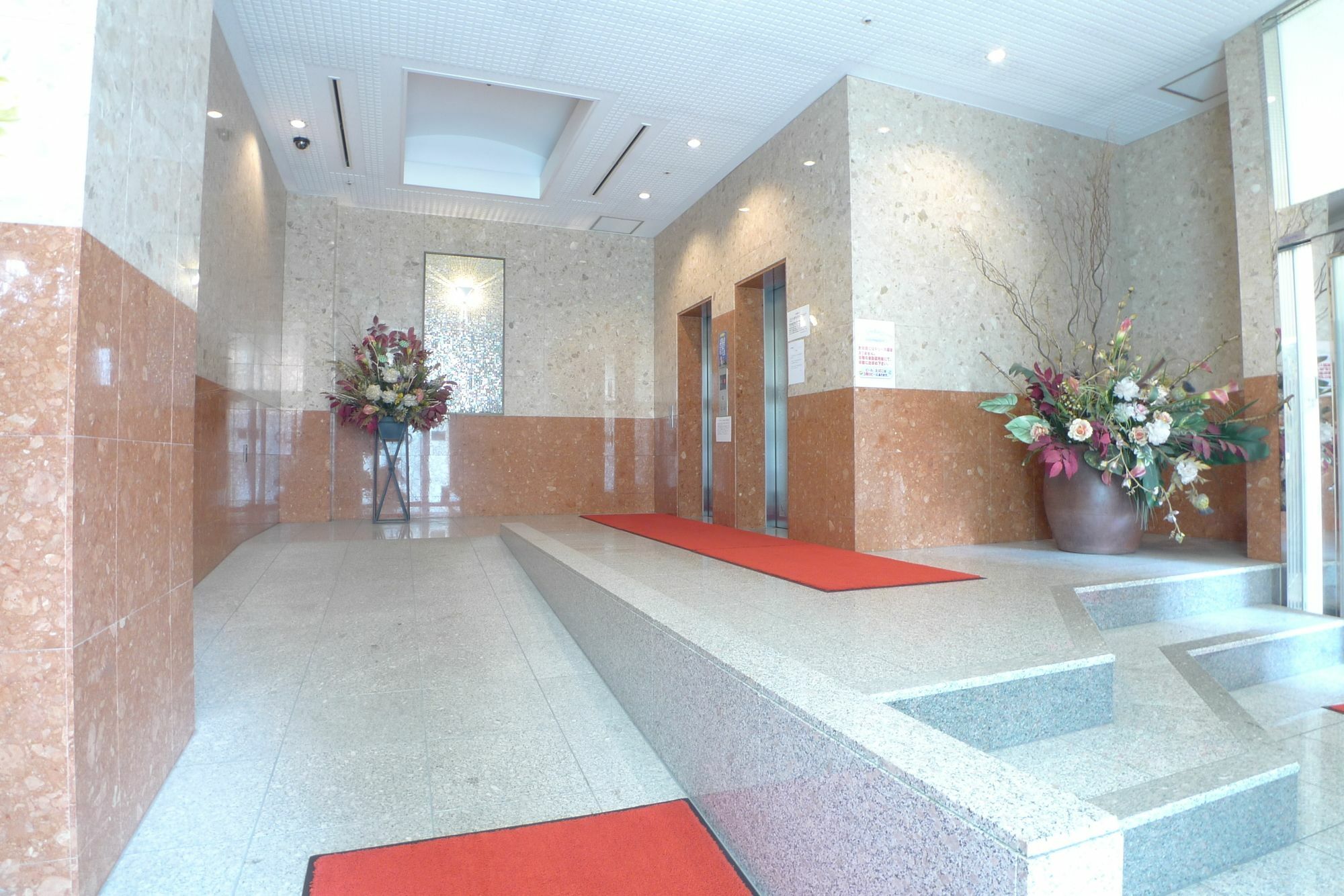 Hotel Times Inn 24 Йокохама Екстериор снимка